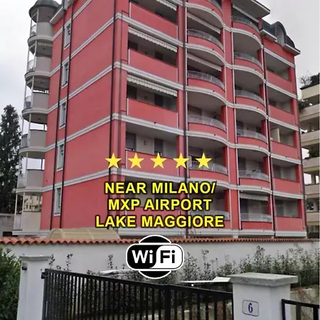 Red Palace アパート